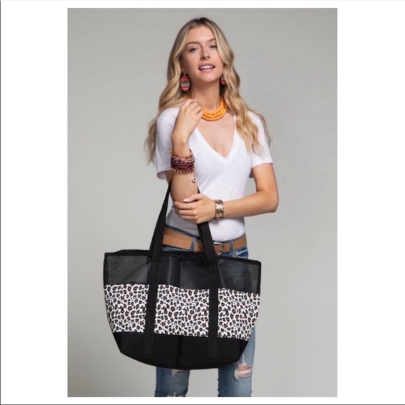NWT LEOPARD PRINT MESH TOTE BAG - Picture 3 of 7